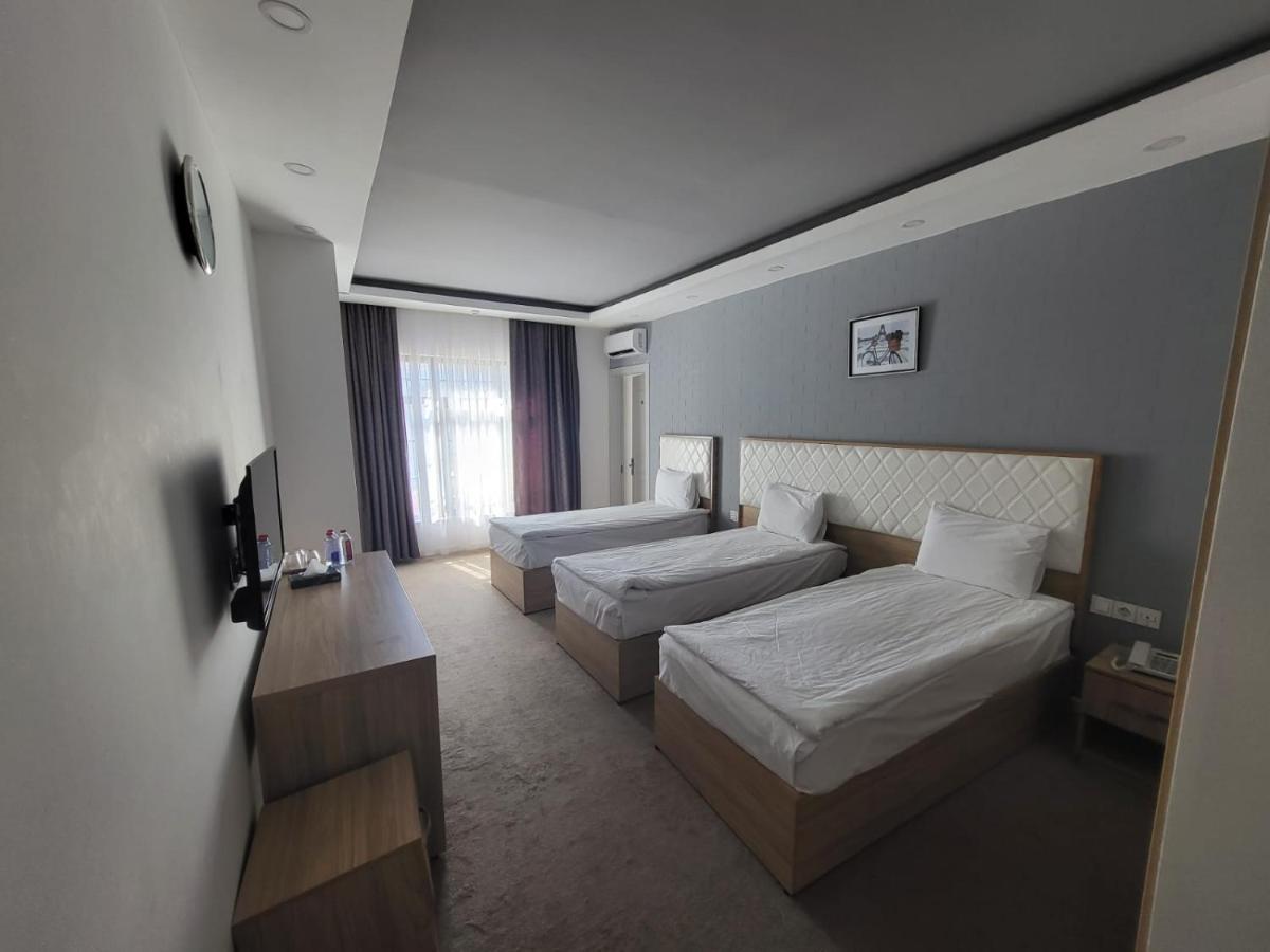 Baku Exotica Hotel Exterior photo